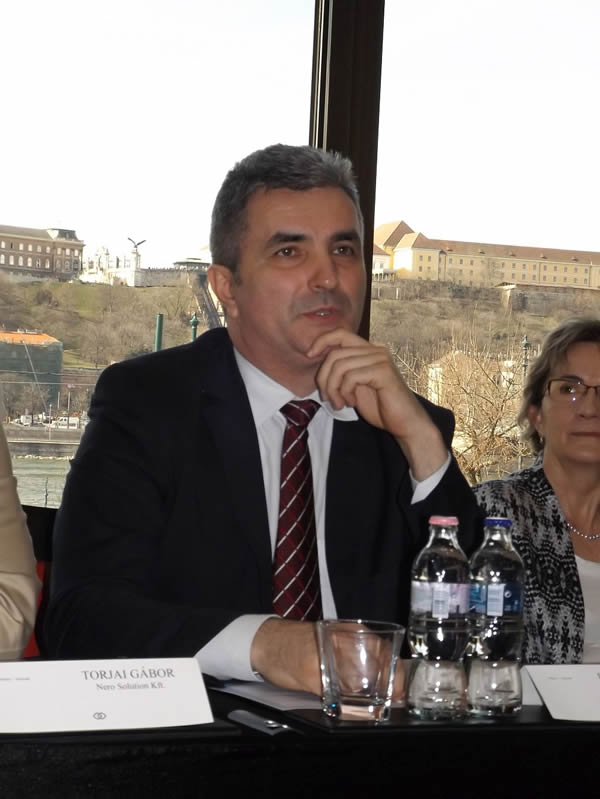 Az Év gyógyszerésze pályázat meghirdetése