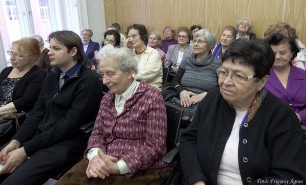 Idegen fődre siettem