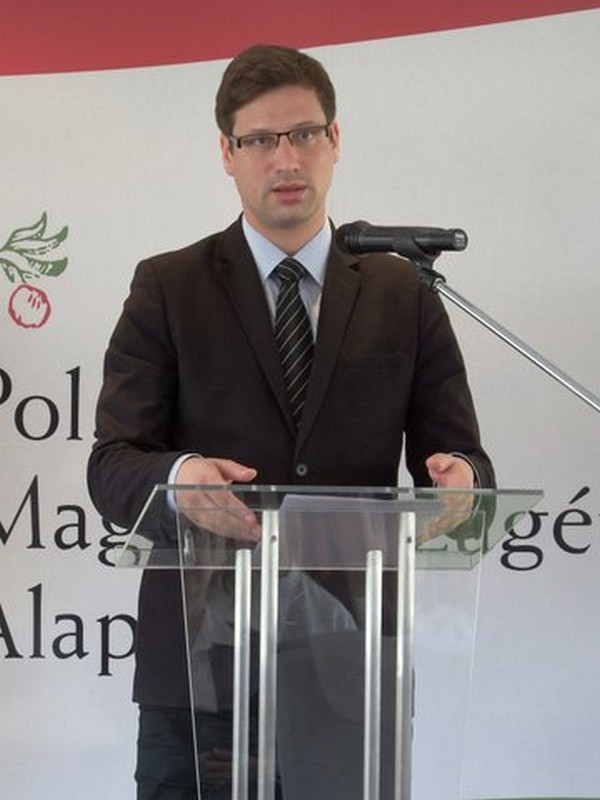 Átadták a Fiatalok a Polgári Magyarországért díjat