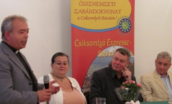 Zarándokvonattal a csíksomlyói búcsúba
